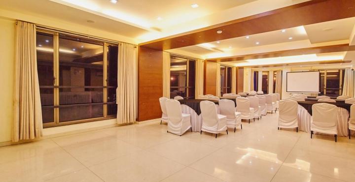 Treebo Trend Hotel Parker アーメダバード エクステリア 写真