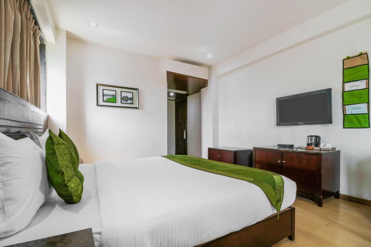 Treebo Trend Hotel Parker アーメダバード エクステリア 写真